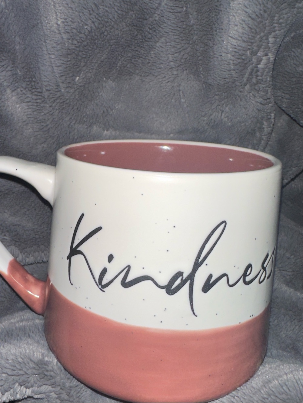 Kindness Ceramic Mug in Blus brownish pink - Home Dining